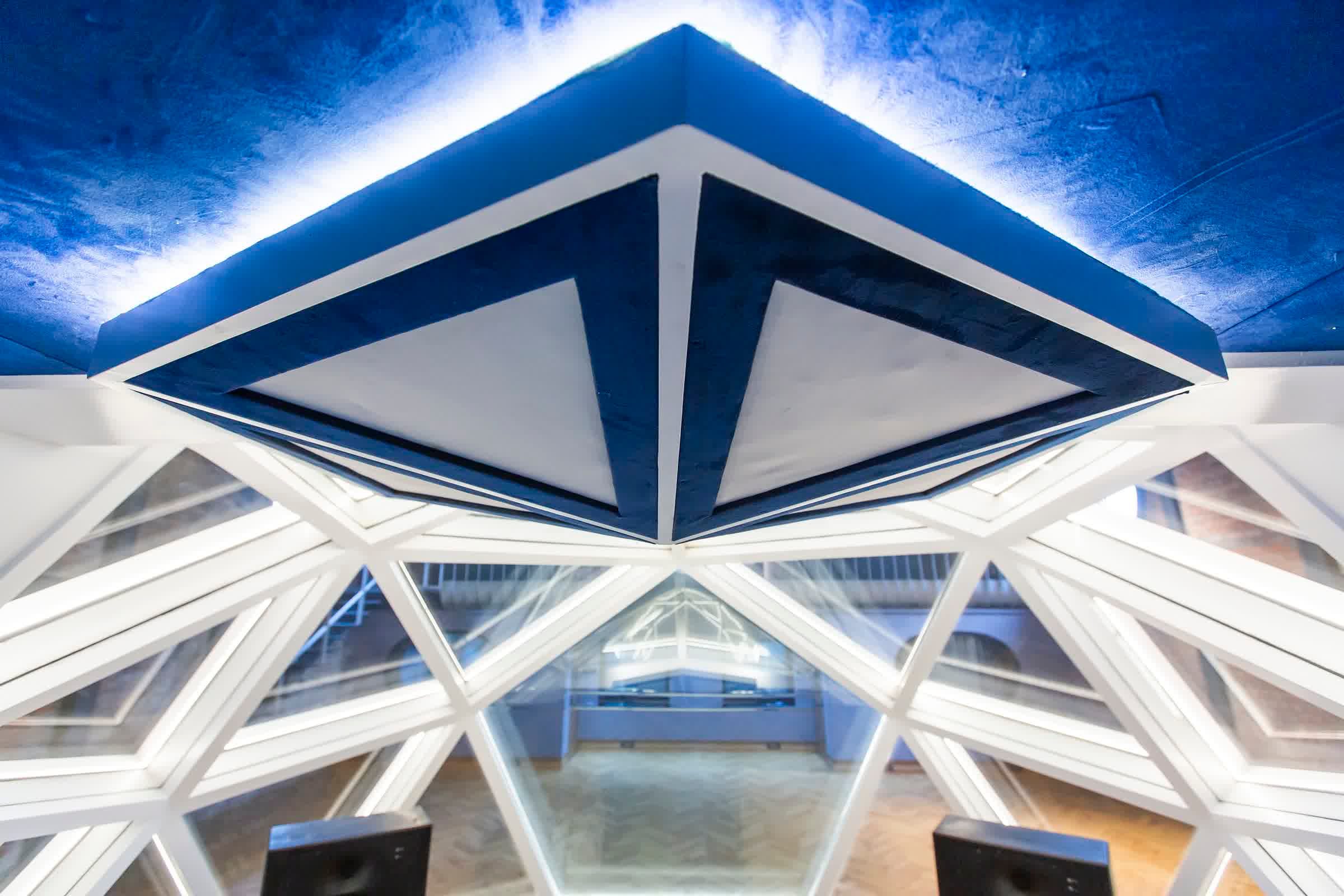 Cafe Musica Studio - Image 20