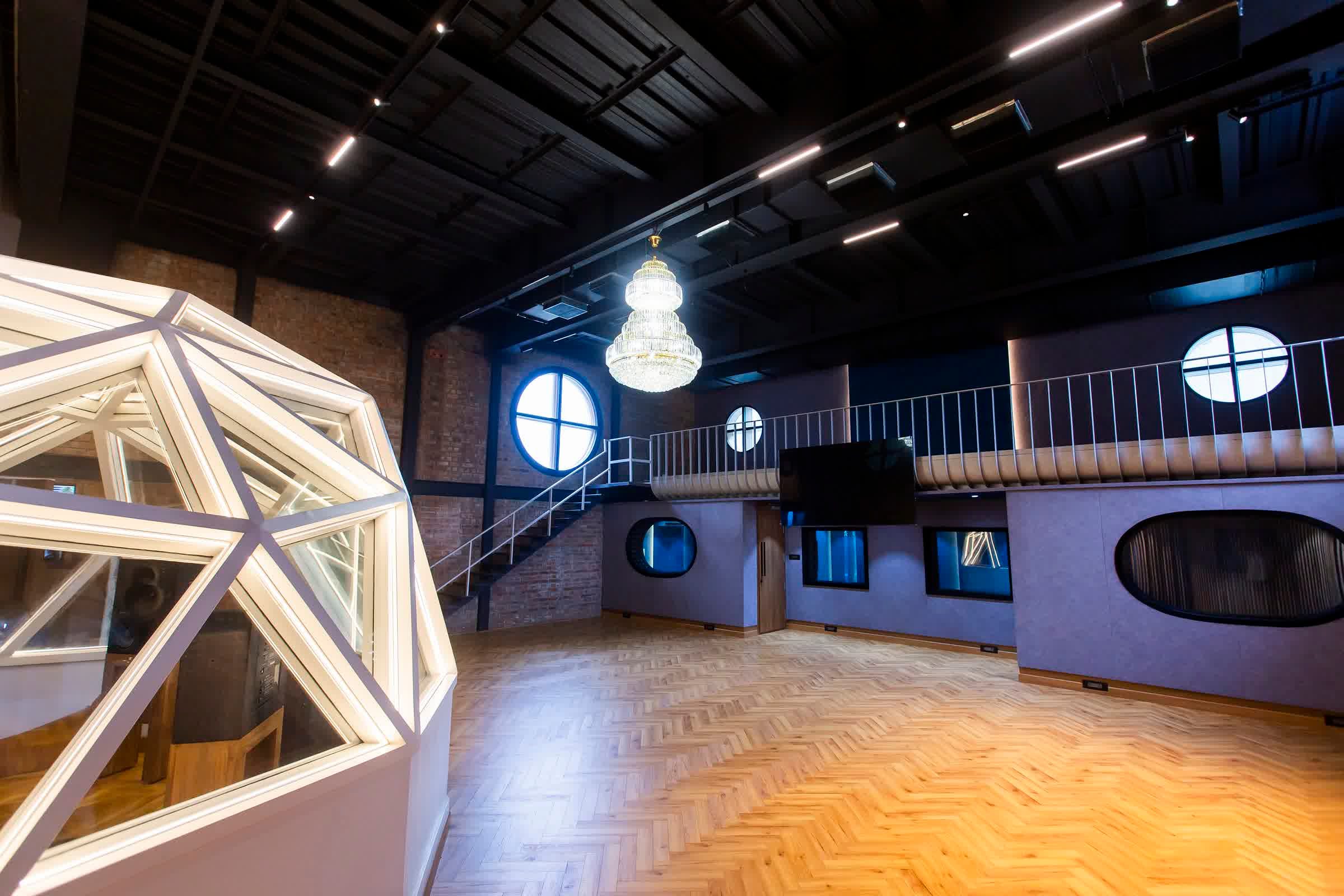 Cafe Musica Studio - Image 29