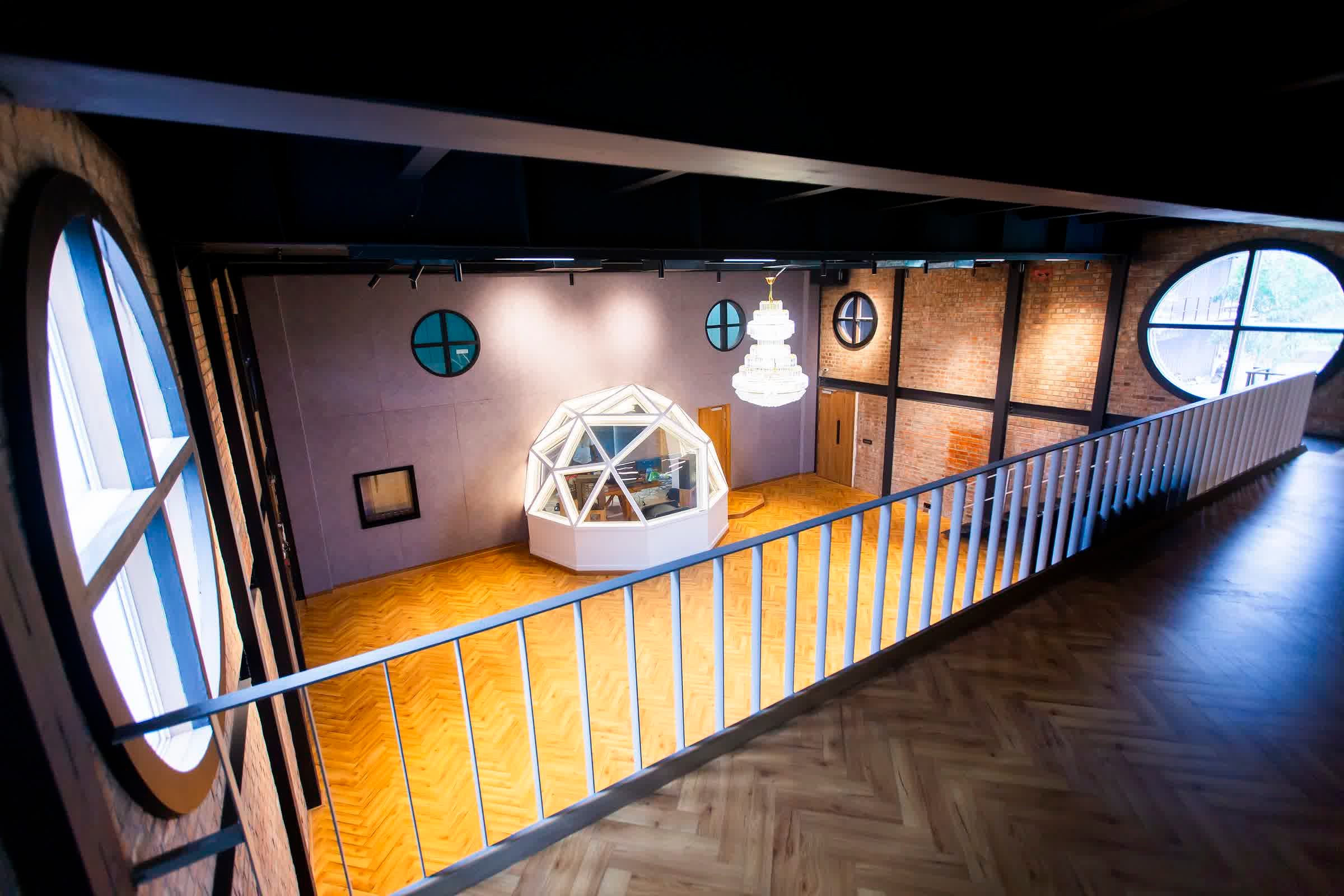 Cafe Musica Studio - Image 33